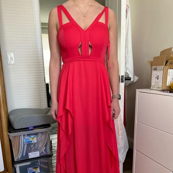 green emerald velvet dress BCBG MaxAzria Red Strapless Sweetheart Maxi Dress main image 0